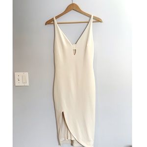 DYNAMITE CREAM MIDI DRESS CUT OUT ASYMMETR…